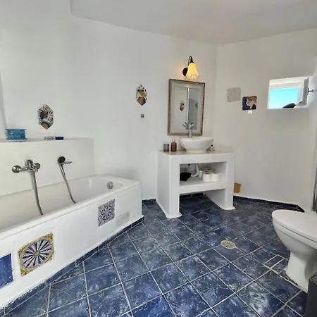 3bdr -relax And Sun In Imerovigli (Santorini)
